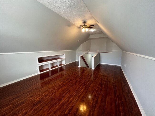 Building Photo - Nice 3 Bedroom 2 Bath plus Bonus Room in Murfreesboro - Available Immediately!