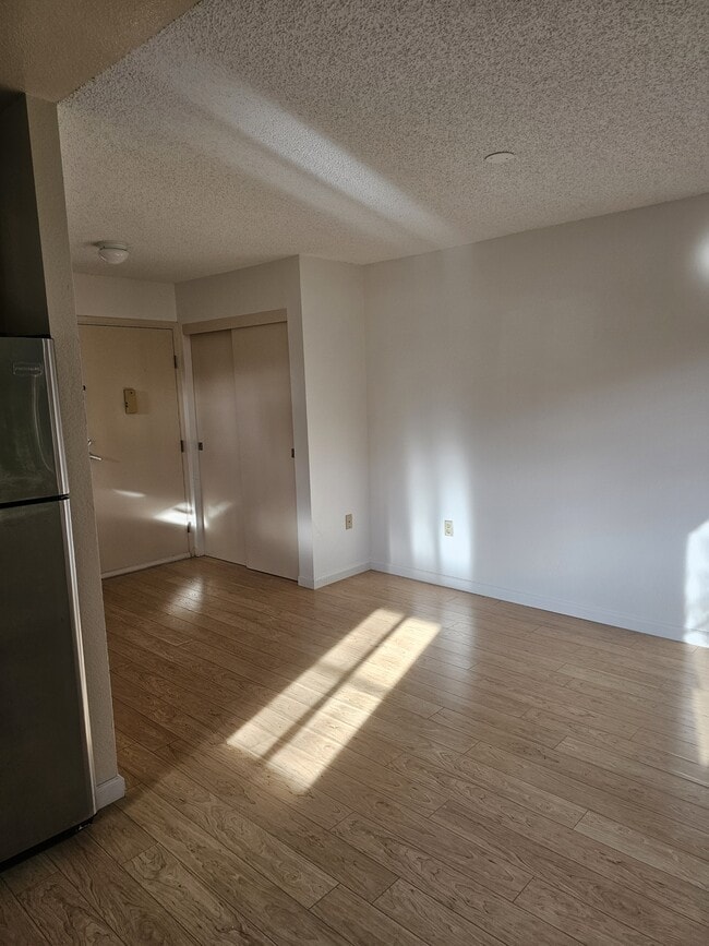 Building Photo - 95-1045-1045 Kaapeha St