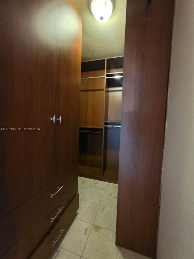 Building Photo - 9034 SW 163rd Terrace