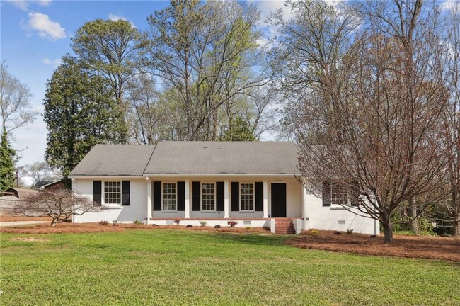 Building Photo - 262 Atwood Dr NW