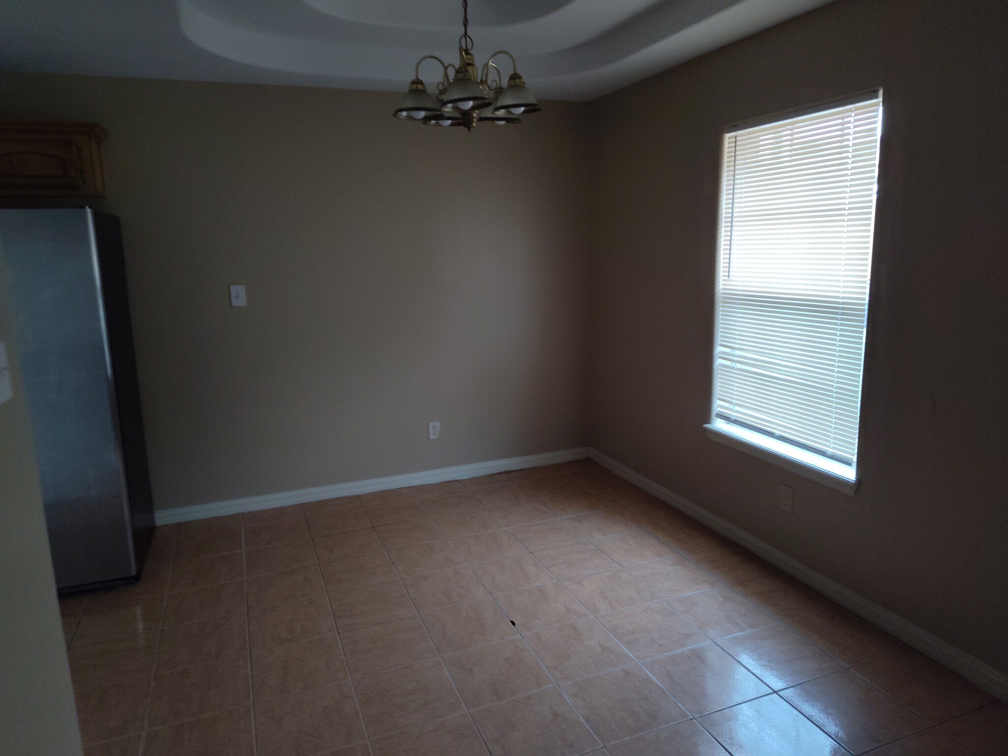 Building Photo - 2117 Aruba Dr