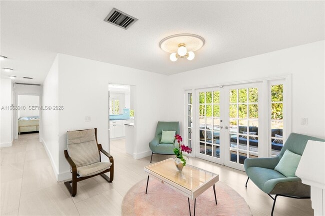 Building Photo - 17341 SW 74th Ave