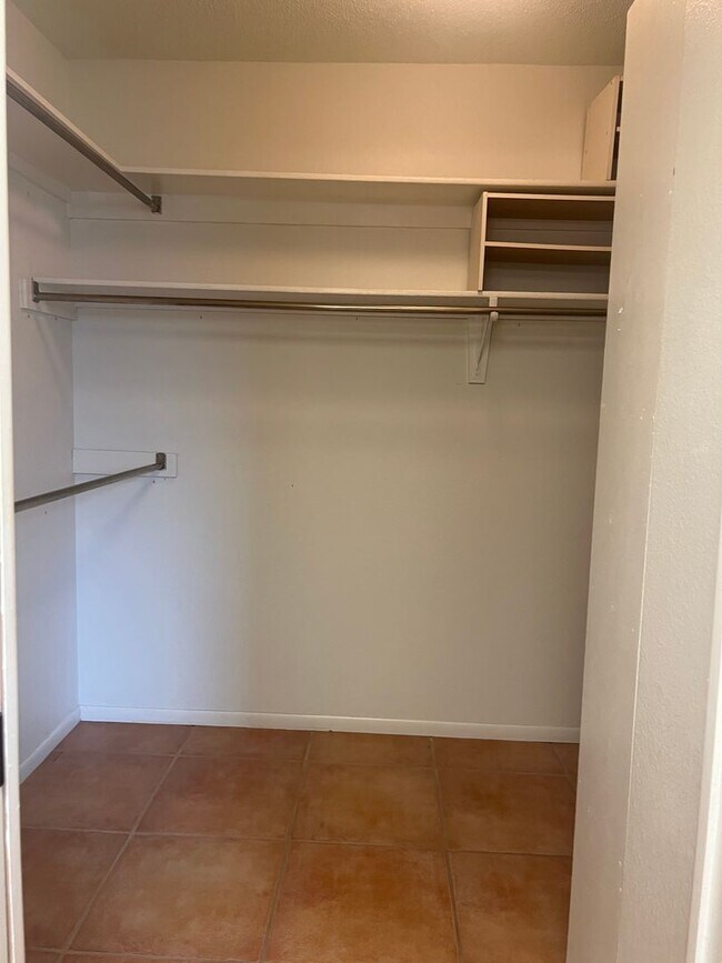 Building Photo - Lovely 2BR2BT South Venice home!