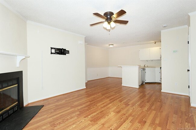 Building Photo - 103 Stratford Dr