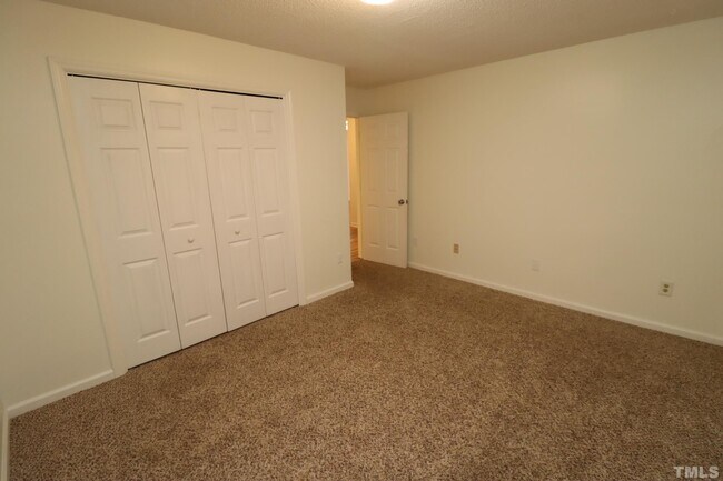 Building Photo - 510 Springfork Dr