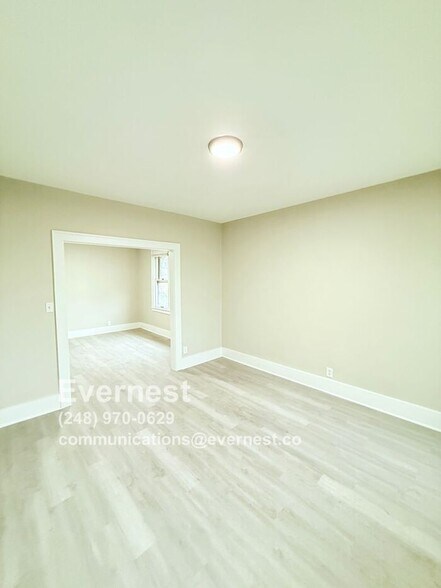 Building Photo - 5440 Milford St