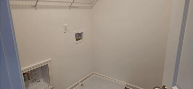Building Photo - 2801 Habibi Ct