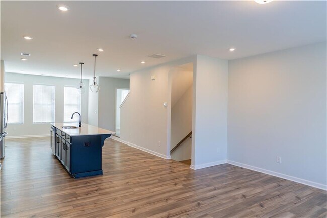 Building Photo - 2673 Whistler Wy NE