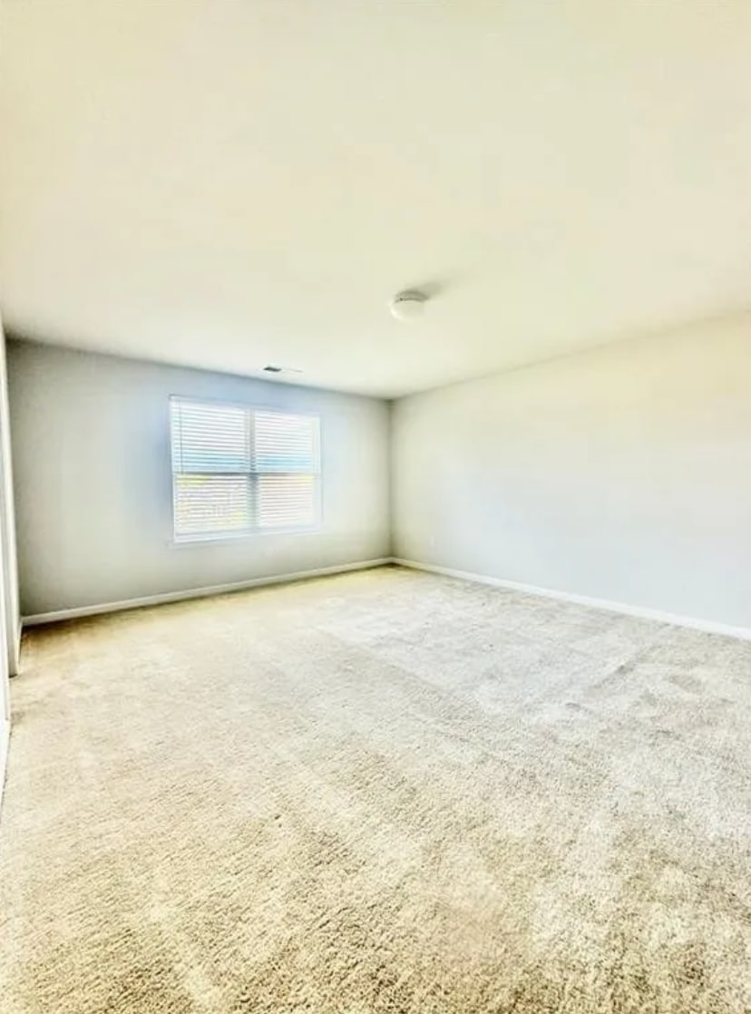 Building Photo - 212 Himalaya Way