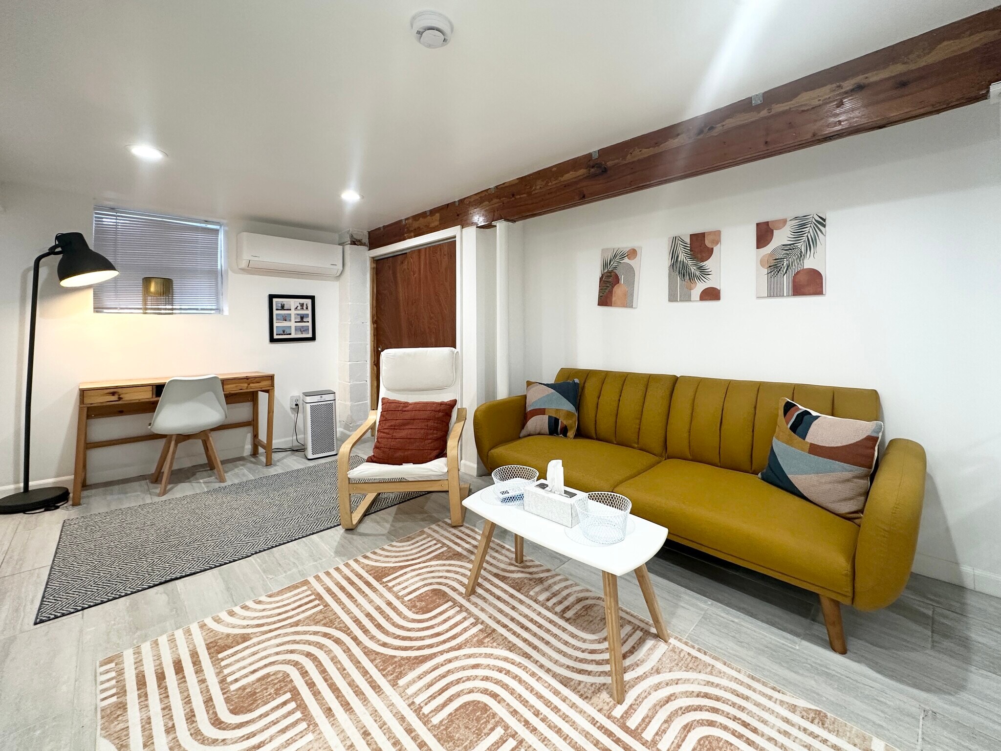 Building Photo - 44 Woodbine St