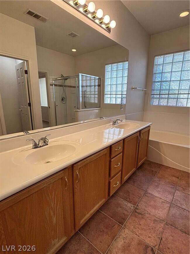 Building Photo - 1601 Tranquil Meadows Ln