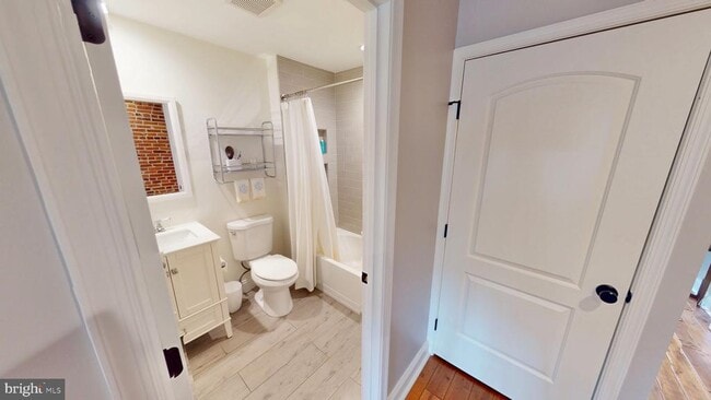 Building Photo - 2714 Fait Ave