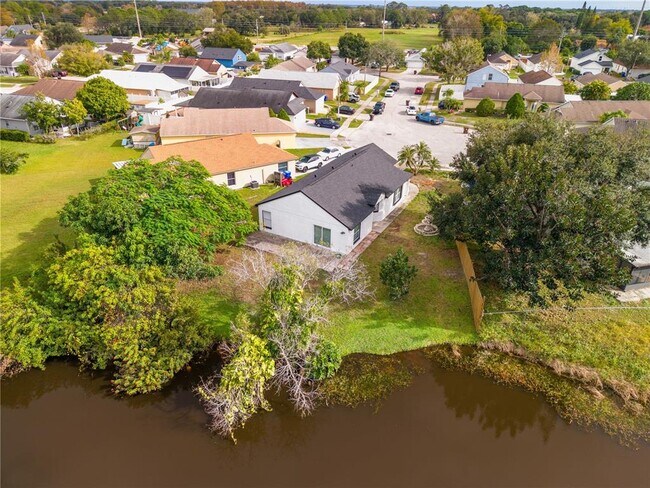 Building Photo - 2413 Sonja Ct