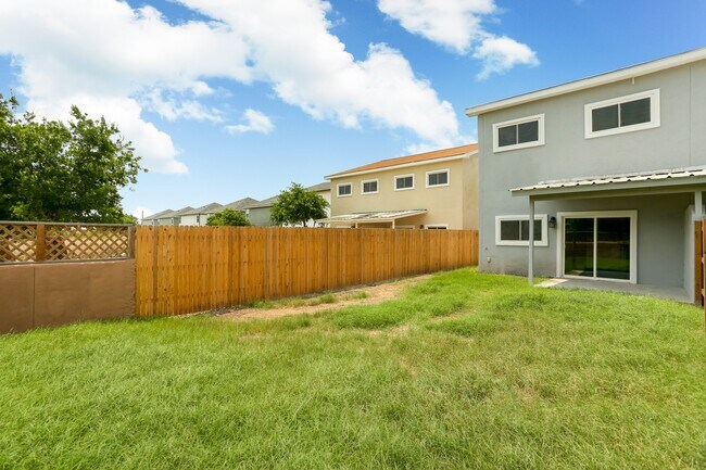 Building Photo - 8611 Key Windy Way