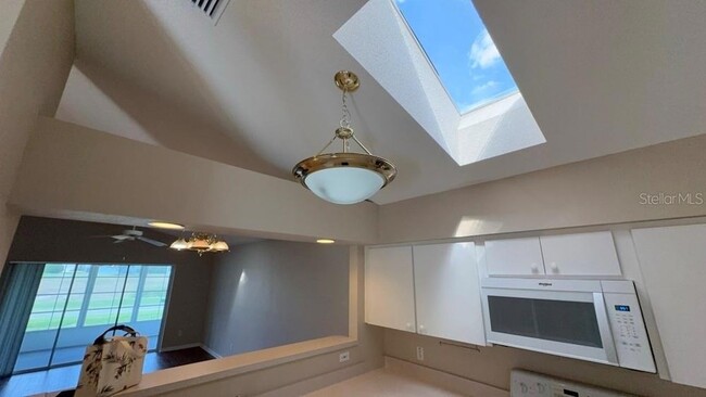 Building Photo - 5319 NW 18th St