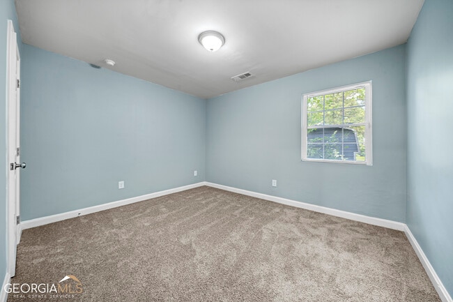 Building Photo - 1247 Cherokee Ave