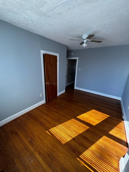 Building Photo - 7217 Vandike St