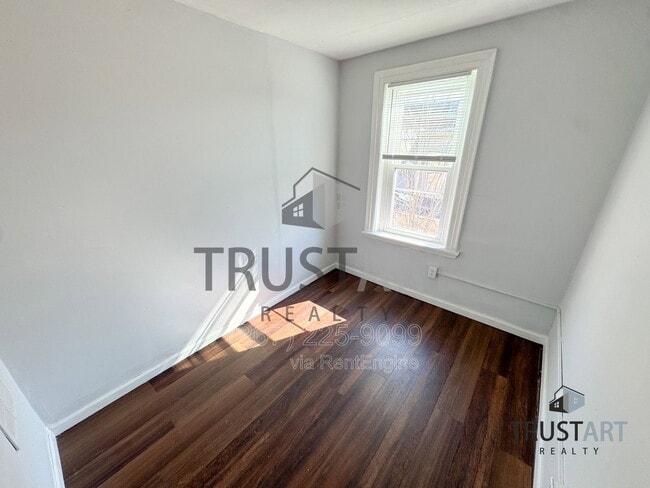 Building Photo - 2629 N Palethorp St