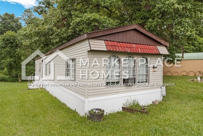 Building Photo - 4750 N County Rd 500 E