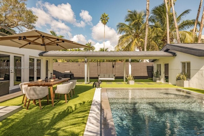 Building Photo - 901 NW 7th Street Rd