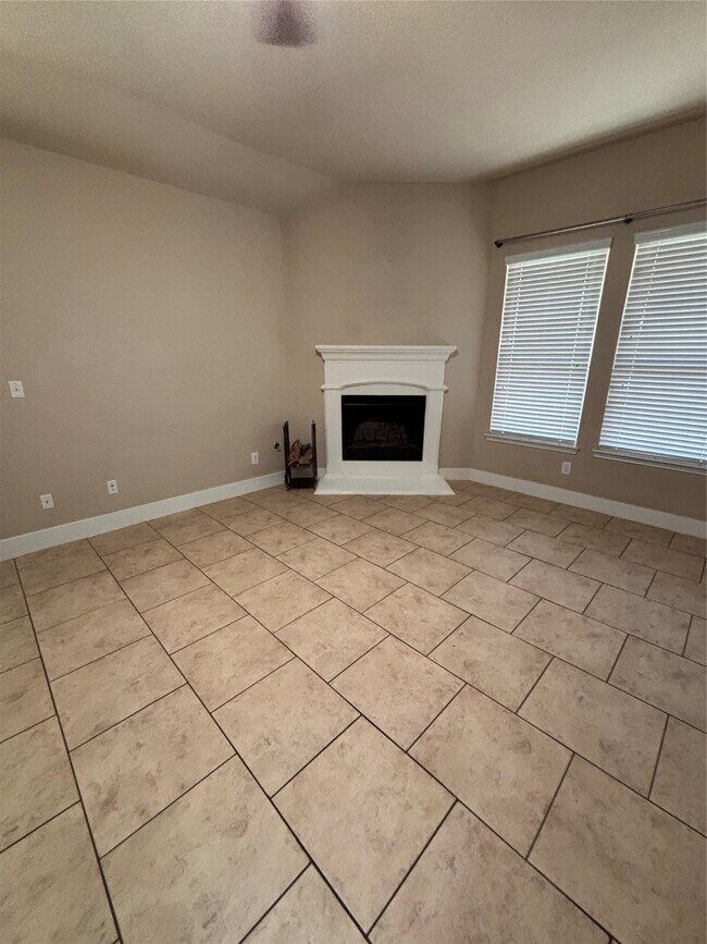 Building Photo - 11702 Eagle Ridge Dr