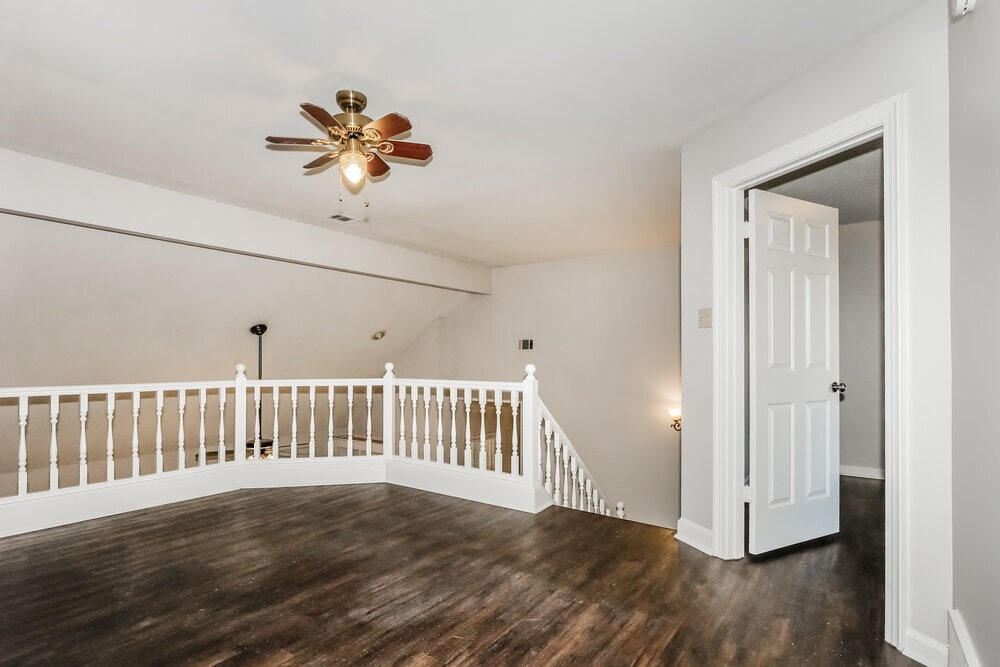 Building Photo - 2279 Hickory Path Dr