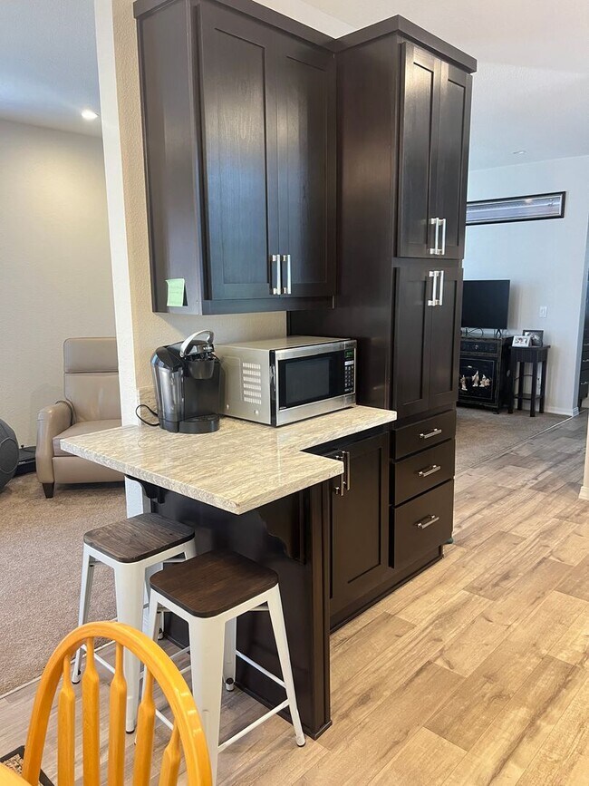 Building Photo - Modern 2-Bed, 2-Bath ADU for Rent – in Ups...