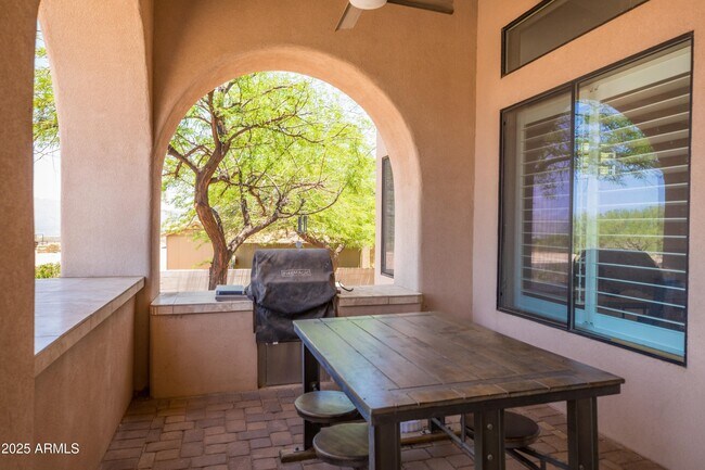 Building Photo - 16246 E Gamble Ln