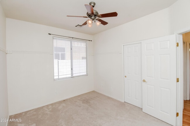 Building Photo - 1375 W Musket Way