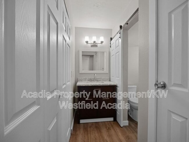 Building Photo - 100 E 600 S