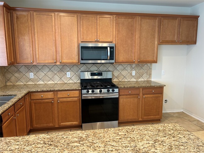 Building Photo - 12338 Packard Bend Trail