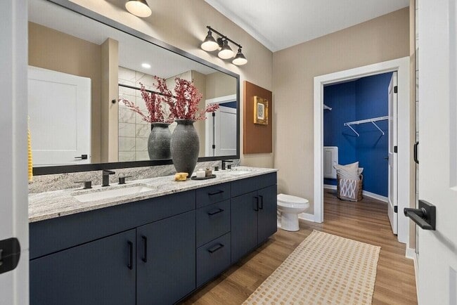 Building Photo - 1000 Marlowe Vis Pl