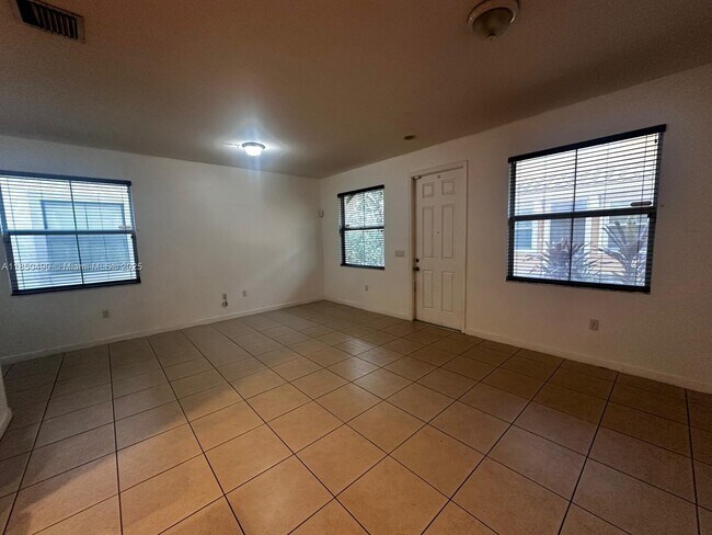 Building Photo - 12617 NW 32nd Ct