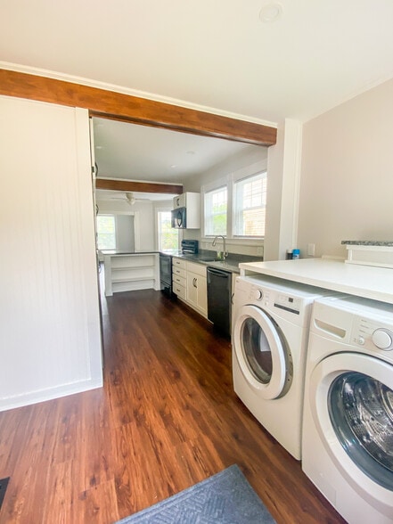 Building Photo - 71 Arsenal St