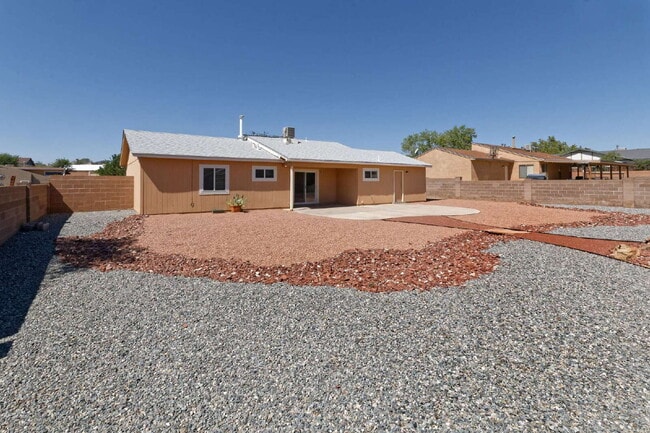 Building Photo - Lots of space for you and your dog!