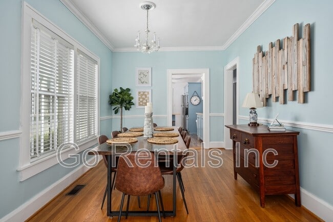 Building Photo - 1329 33rd St S
