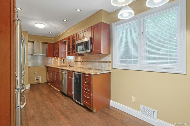 Building Photo - 9 Teramar Way