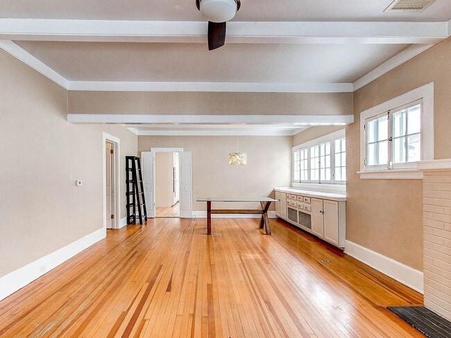 Building Photo - Charming Cheesman Park Duplex | 2 Bed / 2 Bath | Large Yard + Deck