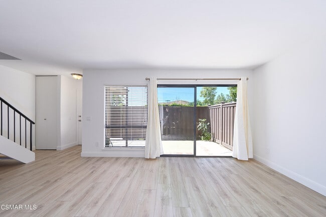 Building Photo - 28955 Oakpath Dr