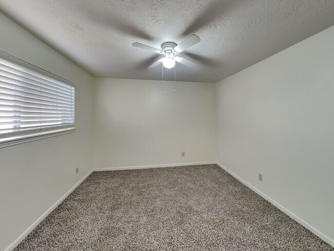 Building Photo - 4907 Eagle Trail Dr