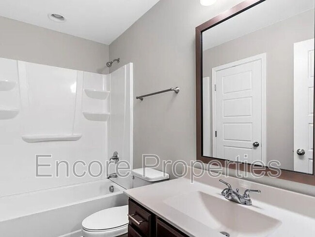 Building Photo - 1228 Brown Velvet Ln