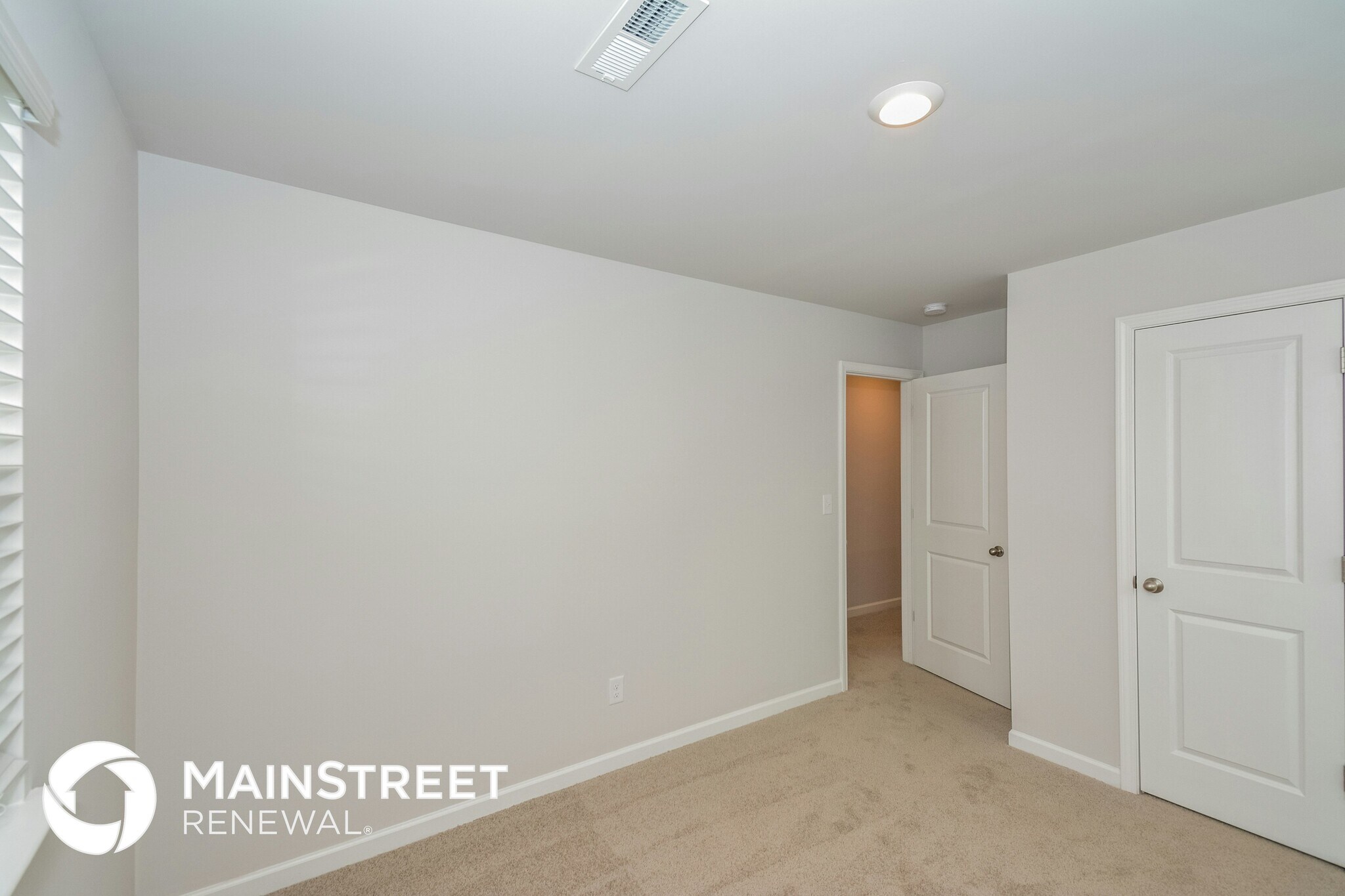 Building Photo - 2323 Curbow Dr