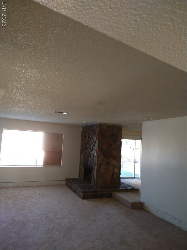 Building Photo - 212 Bradshaw Way