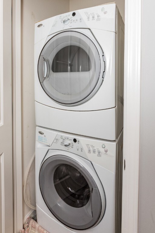 Building Photo - 1464 S MICHIGAN Ave