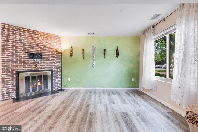 Building Photo - 7329 Split Rail Ln
