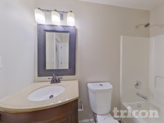 Building Photo - 708 Percevil Point