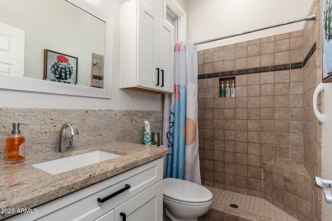 Building Photo - 5712 E Blue Sky Dr