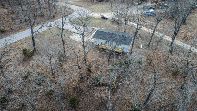 Building Photo - 3 bedroom house on 4 acres
