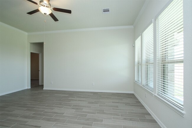 Building Photo - 15230 Kickapoo Cavern Dr
