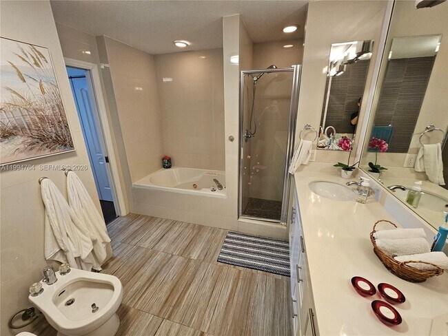 Building Photo - 4523 NW 98th Ave